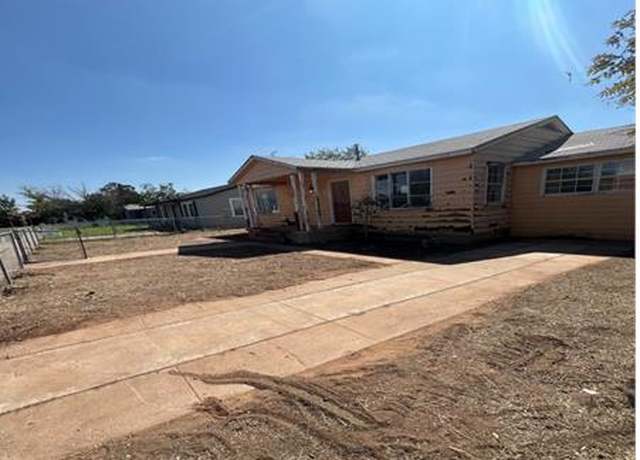 Property at 1105 Smith St, Odessa, TX 79763, 2 beds, 2 baths