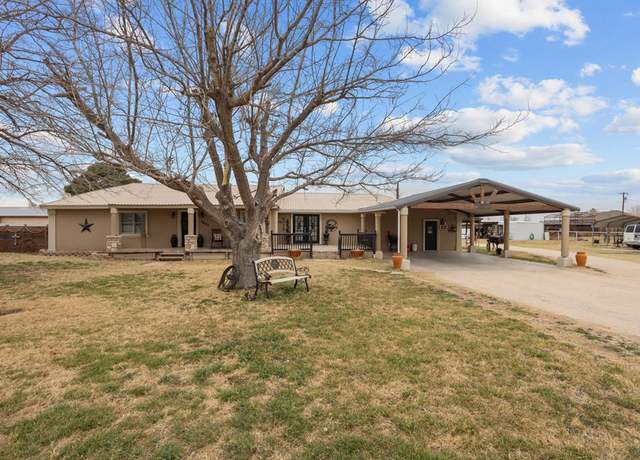 Property at 1027 N Gaston Ave, Odessa, TX 79763, 3 beds, 2 baths