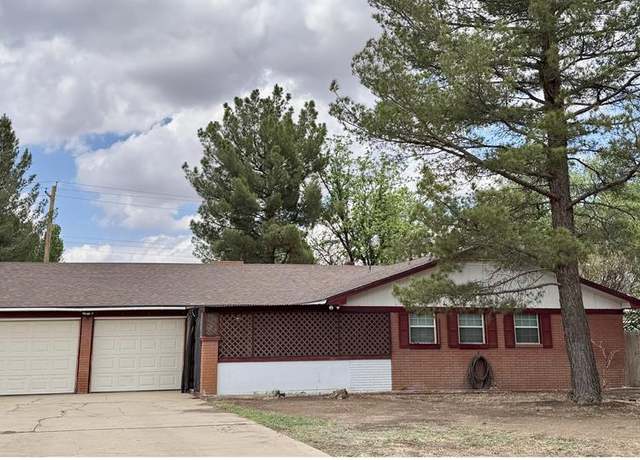 Property at 503 E Hendryx Ave, Alpine, TX 79830, 3 beds, 2 baths