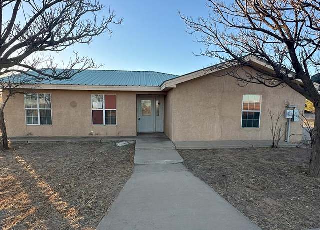 Property at 11 Los Ranchos Ests, Alpine, TX 79830, 2 beds, 2.5 baths