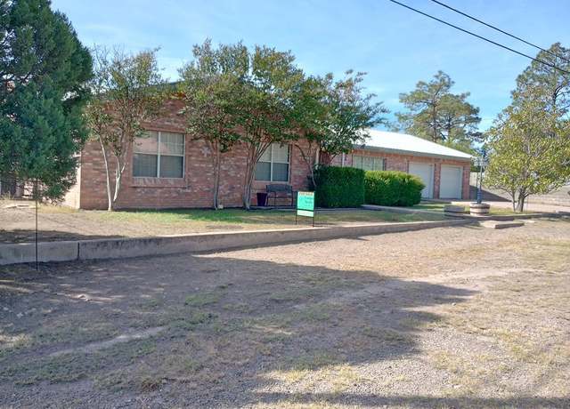 Property at 402 W Court Ave, Fort Davis, TX 79734, 3 beds, 2 baths