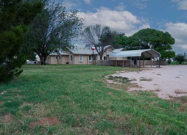 Property at 302 County Rd 409, Seminole, TX 79714, 3 beds, 3.5 baths