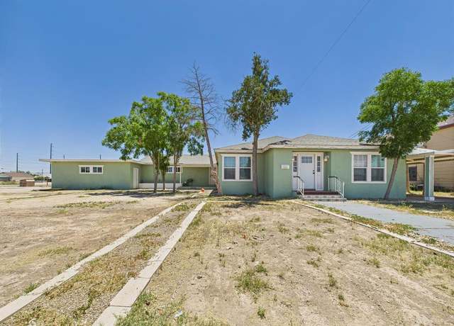 Property at 514 W 7th St, Pecos, TX 79772, 3 beds, 2.5 baths
