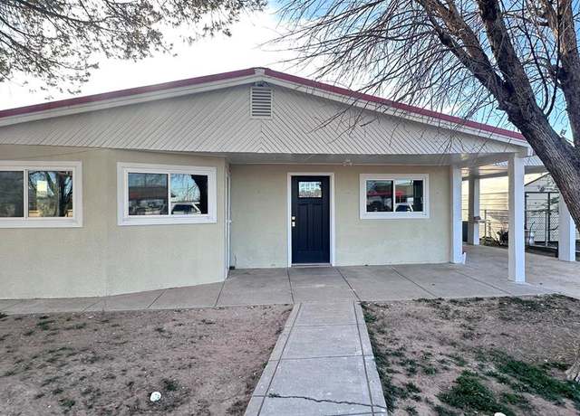 Property at 319 N Oak St, Pecos, TX 79772, 3 beds, 2 baths