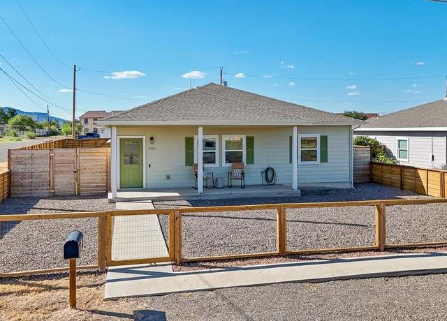 Property at 1609 W Uvalde Ave, Alpine, TX 79830, 4 beds, 2 baths