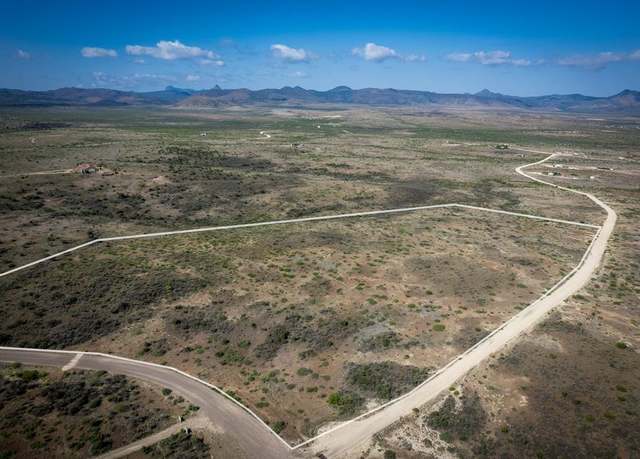 Property at 26 Antelope Dr, Alpine, TX 79830