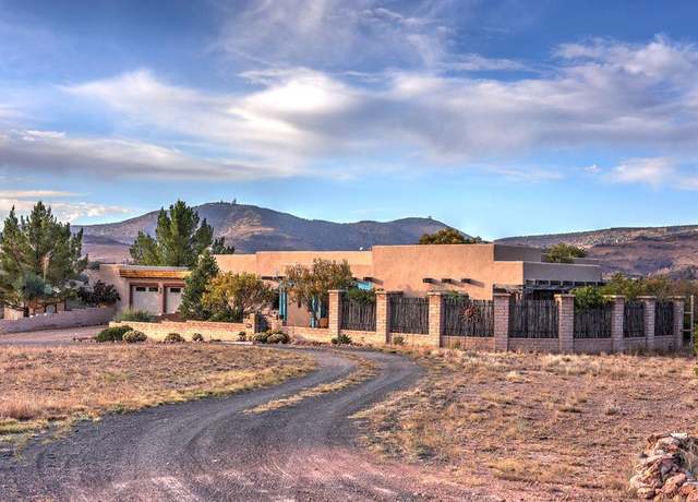 Property at 122 Antler Dr, Fort Davis, TX 79734, 3 beds, 3 baths