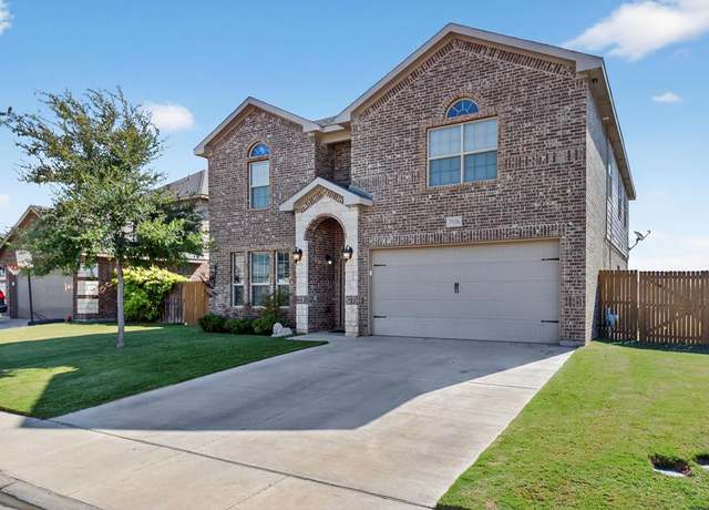 Property at 7036 King Ranch Rd, Odessa, TX 79765, 5 beds, 3.5 baths