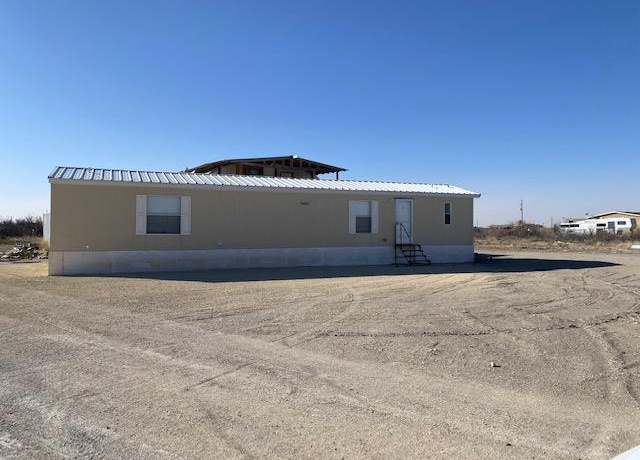 Property at 259 Moody Rd, Fort Stockton, TX 79735, 2 beds, 2 baths