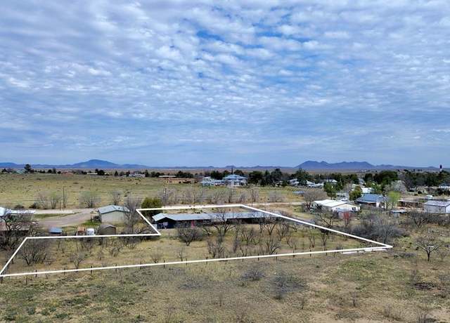 Property at 1011 W Washington St, Marfa, TX 79843, 3 beds, 3 baths