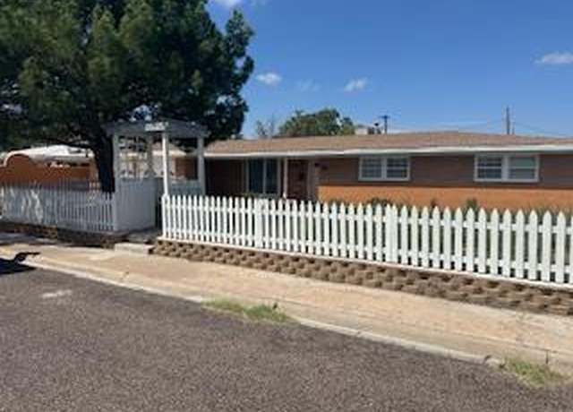 Property at 1515 Parker Ave, Odessa, TX, 3 beds, 2 baths