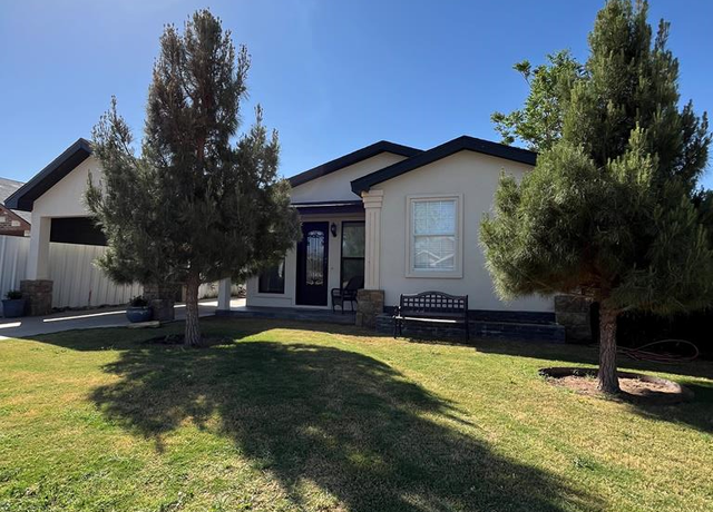 Property at 213 Neal St, Odessa, TX 79764, 2 beds, 2 baths