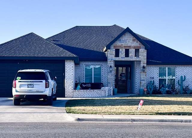 Property at 718 NW Ave K, Andrews, TX 79714, 4 beds, 2 baths