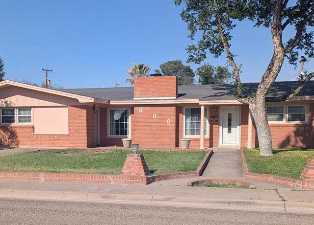 Property at 906 S Franklin Ave, Monahans, TX 79756, 3 beds, 2 baths