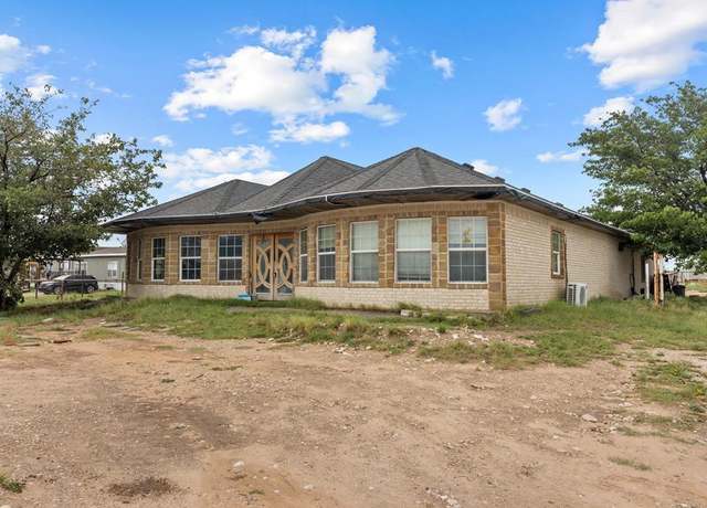 Property at 8528 W 24th St, Odessa, TX 79764, 4 beds, 3 baths
