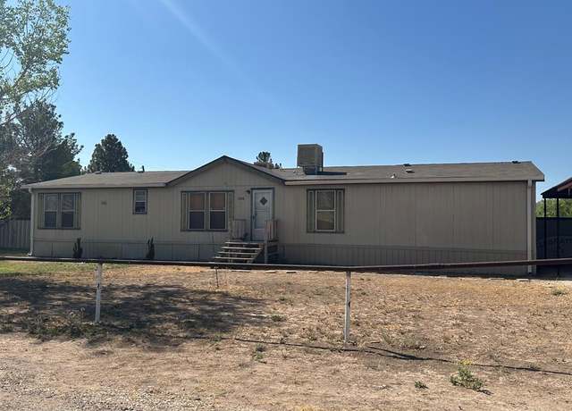 Property at 1306 N 8th St, Alpine, TX 79830, 5 beds, 3 baths