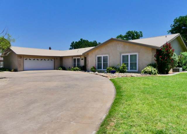 Property at 1312 NW 15th St, Andrews, TX 79714, 4 beds, 2.5 baths