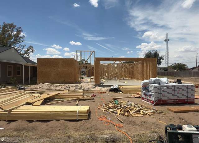 Property at 707 S Bruce Ave, Monahans, TX 79756, 4 beds, 2 baths