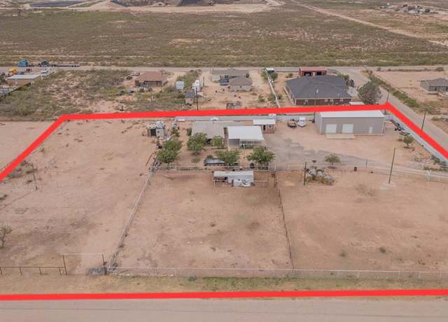 Property at 14917 W Chisolm Trl, Odessa, TX 79763, 3 beds, 2 baths
