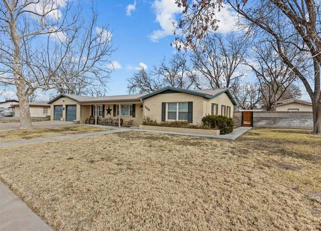 Property at 1104 S Franklin Ave, Monahans, TX 79756, 3 beds, 2 baths