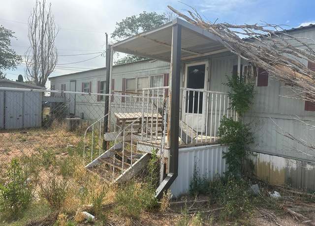 Property at 202 NE 4th St, Seminole, TX 79360, 2 beds, 2 baths