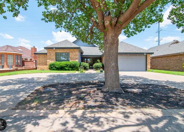 Property at 5212 Green Tree Blvd, Midland, TX 79707, 3 beds, 2 baths