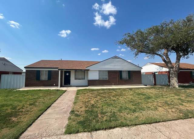 Property at 3104 W Kansas Ave, Midland, TX 79701, 2 beds, 1 bath