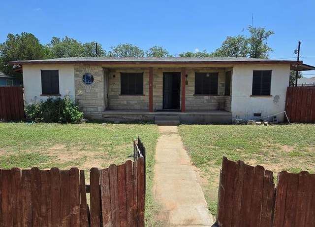 Property at 1110 E Nobles Ave, Midland, TX 79701, 3 beds, 2 baths