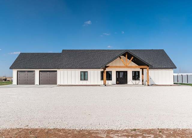 Property at 321 Pr 201k, Seminole, TX 79360, 3 beds, 2.5 baths