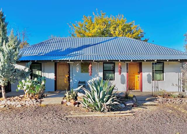 Property at 1106 W Sacramento St, Marfa, TX 79843, 1 bed, 1.5 baths