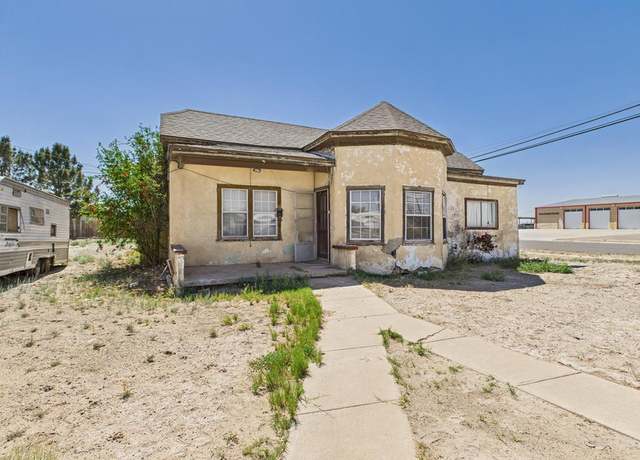 Property at 401 S Park St, Pecos, TX 79772, 2 beds, 2 baths