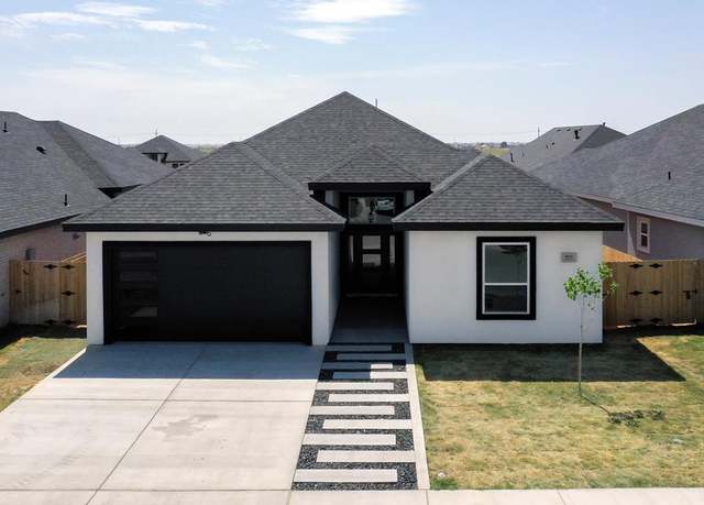 Property at 8656 Fiesta Ct, Odessa, TX 79765, 4 beds, 2.5 baths