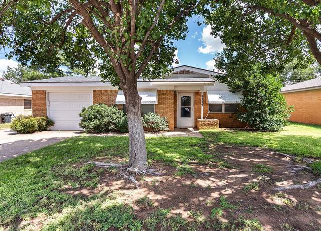 Property at 1212 NW 12th Pl, Andrews, TX 79714, 3 beds, 2 baths