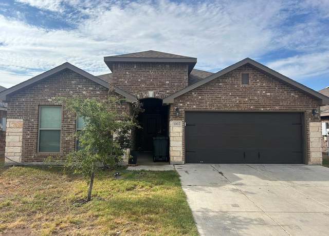 Property at 1002 E 93rd St, Odessa, TX 79765, 3 beds, 2 baths