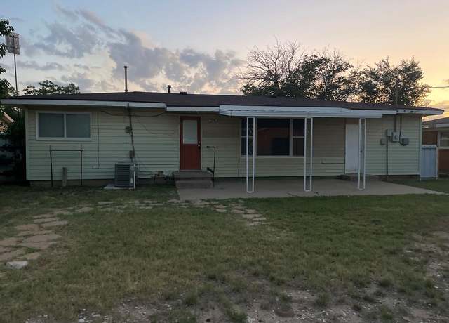 Property at 1412 Crescent Dr, Odessa, TX 79761, 3 beds, 1 bath