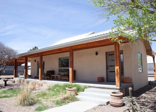 Property at 801 N Gonzales St, Marfa, TX 79843, 3 beds, 2.5 baths