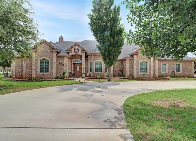 Property at 220 NE 2000, Andrews, TX 79714, 5 beds, 2.5 baths