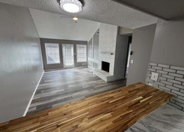 Property at 202 E 91st St, Odessa, TX 79765, 3 beds, 2 baths
