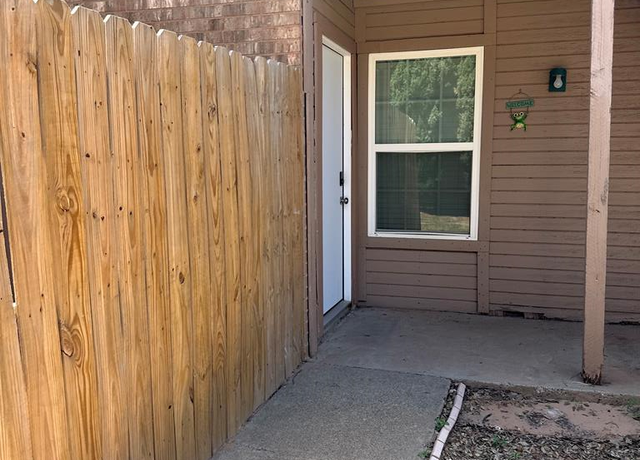 Property at 4700 Boulder Ave #1305, Midland, TX 79705, 2 beds, 2 baths