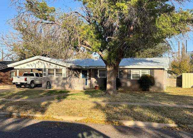 Property at 806 NW 11th St, Andrews, TX 79714, 3 beds, 2 baths