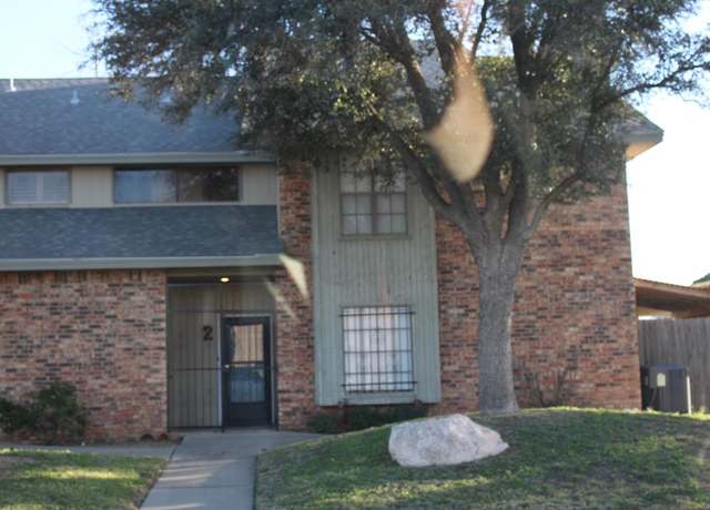 Property at 1475 Brittany Ln Bldg D 2, Odessa, TX 79761, 2 beds, 1.5 baths