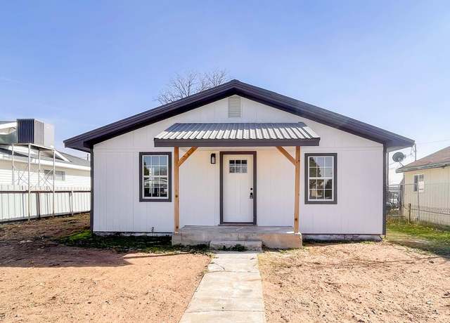 Property at 619 SW 6th St, Seminole, TX 79360, 3 beds, 2 baths