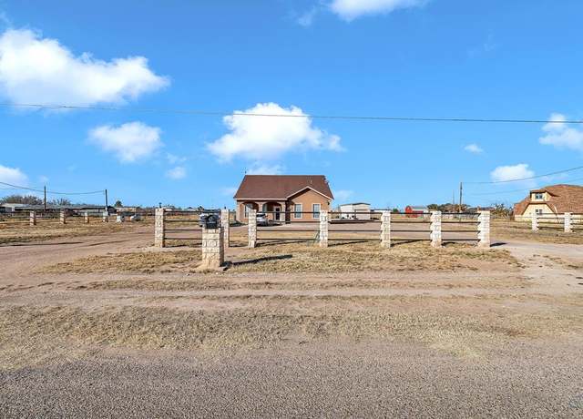 Property at 9540 W April St, Odessa, TX 79764, 5 beds, 3.5 baths