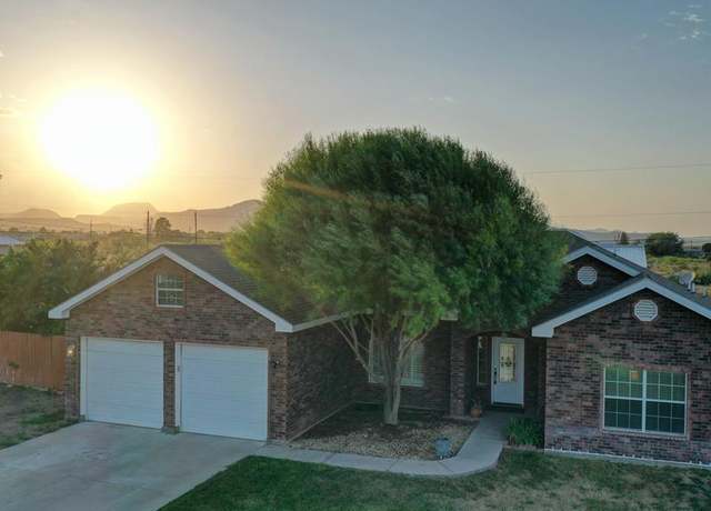 Property at 2105 Brunson St, Alpine, TX 79830, 3 beds, 2.5 baths