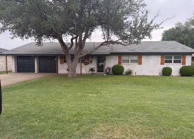 Property at 3214 Lockheed Dr, Midland, TX 79701, 4 beds, 3 baths