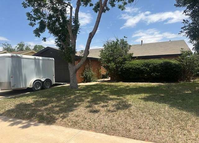 Property at 606 NW 14th St, Andrews, TX 79714, 3 beds, 2 baths