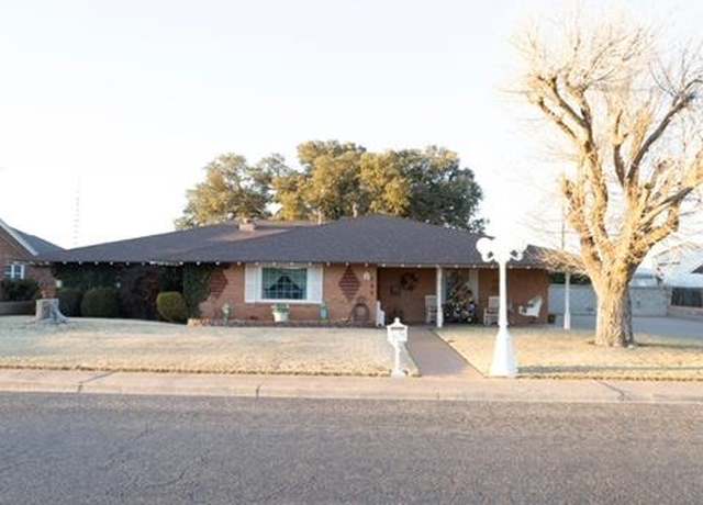Property at 106 Lena Dr, Crane, TX 79731, 2 beds, 2 baths