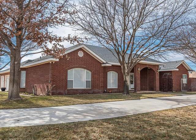 Property at 2301 SW Ave B, Seminole, TX 79360, 3 beds, 2 baths