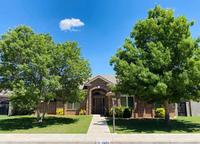 Property at 1508 Cedar Ln, Andrews, TX 79714, 3 beds, 2 baths