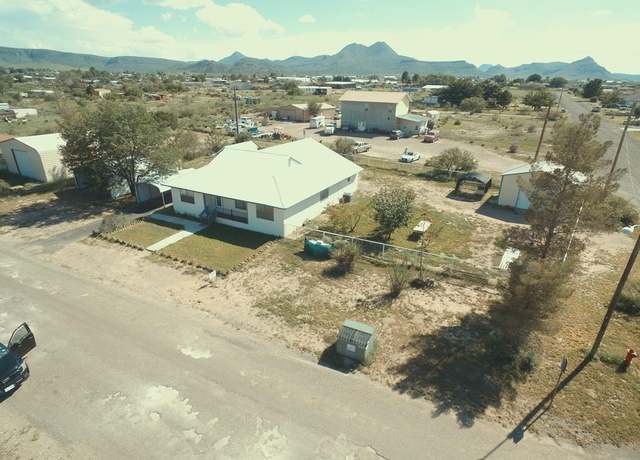 Property at 1013 Peachtree Cir, Alpine, TX 79830, 3 beds, 2 baths